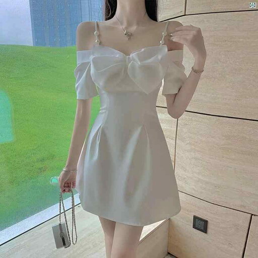 レディース ファッション コーデ 春 秋 レディース用 ワンショルダー ドレス ハイエンド 夏 セクシー オフショルダー リボン ブラック サスペンダー スカート レディース ファッション コーデ 春 秋 レディース用 ワンショルダー ドレス ハイエンド 夏 セクシー オフショルダー リボン ブラック サスペンダー スカート