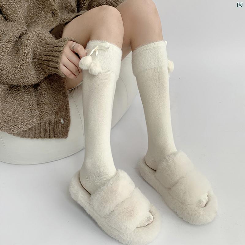 夜 教室 ロリータ ソックス レディース 秋冬 かわいい ファーボール カーフ 厚手 ミドル ホワイト ロング