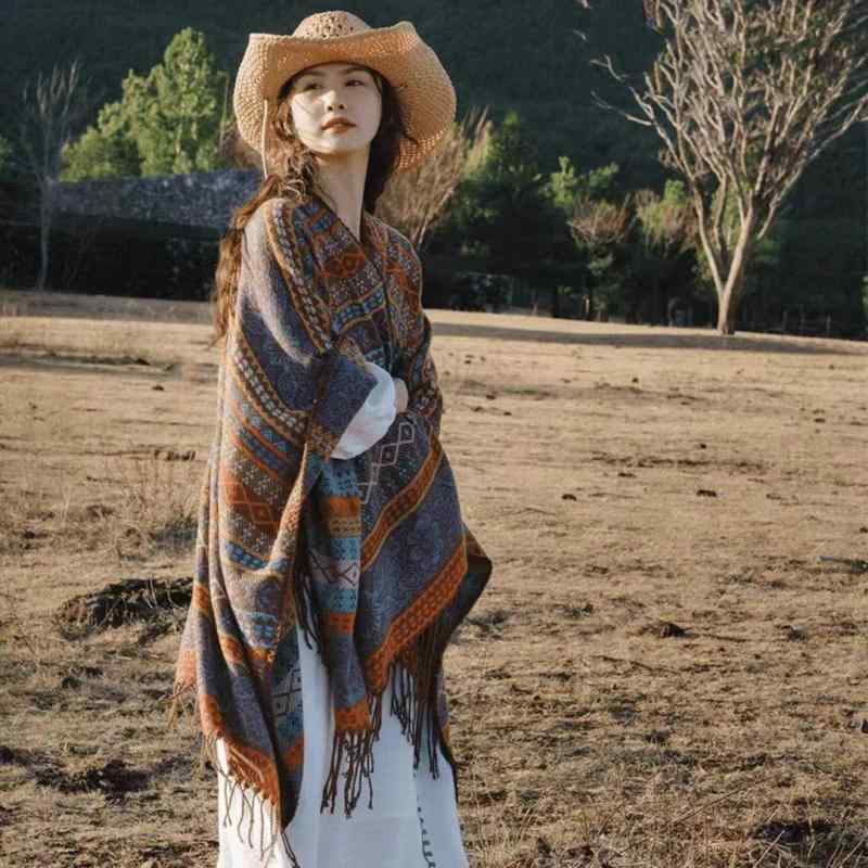 ショール レディース ポンチョ ストール 披肩 マフラー 民族風 エスニック フリンジ 提花 ジャガード 大判 カシミヤタッチ 厚手 防寒 暖かい 春夏秋冬 オールシーズン ボヘミアン 旅行 写真映え 普段使い レトロ カジュアル カラフル ボルドー マ