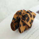 レディース ファッション コーデ 春 夏 秋 ファッション小物 ファッション ヒョウ柄 生地 ヘアピン後頭部 グラバー レディース ミディアム 韓国 ポニーテー...
