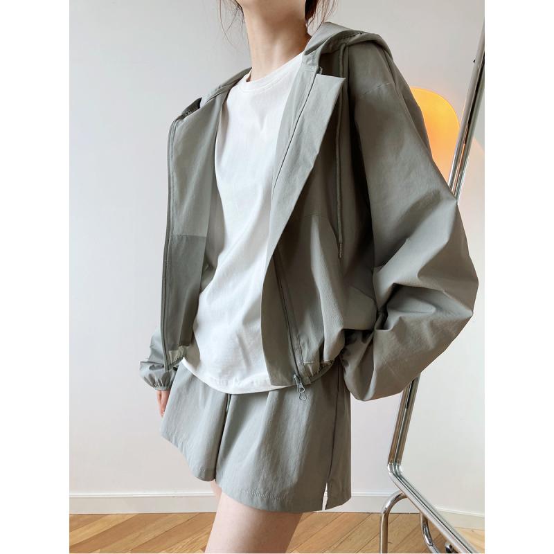 Three-Piece Set - レディース 防晒 フード トップス ワイドレッグ ショーツ セット 長袖 落肩袖 ポリエステル ストレッチ 無地 切り替え カジュアル 春夏 UVカット 軽量 吸湿速乾 ホワイト ブルー グリーン系