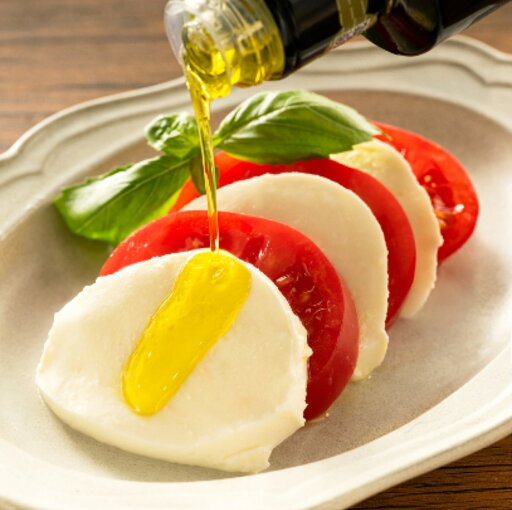 フレッシュ 水牛モッツァレッラ チーズ DOP ナポリ産 空輸 冷蔵 (125g) Buffalo Mozzarella イタリア カンパーニャ州 賞味期限6月23日 フレッシュ 水牛モッツァレッラ チーズ DOP ナポリ産 空輸 冷蔵 (125g) Buffalo Mozzarella イタリア カンパーニャ州 賞味期限6月23日