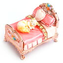 子猫マリーのミニチュアベッド(ホワイト) cat クリスマスプレゼント 誕生日プレゼト 結婚祝い 内祝い お返し クリスマス 記念日ギフト 彼女や友達への贈り物...