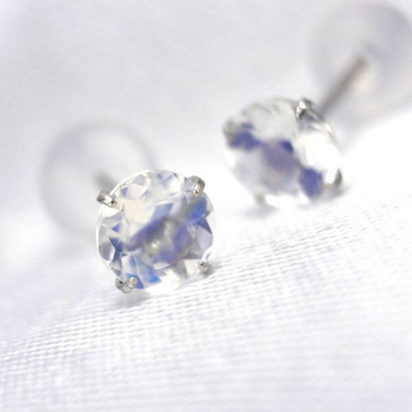 プラチナ900 シンプルスタッドピアス Pt900 ブルームーンストーン ピアス 4mm 両耳用 定番4本爪 6月 誕生石 レディース メンズ 誕生日プレゼント...