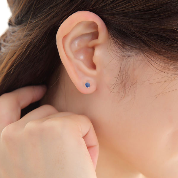 プラチナ900製 Pt900 サファイア シンプルスタッドピアス 4mm 定番4本爪 両耳用 9月 誕生石 レディース メンズ ギフト 記念日 誕生日 プレゼント