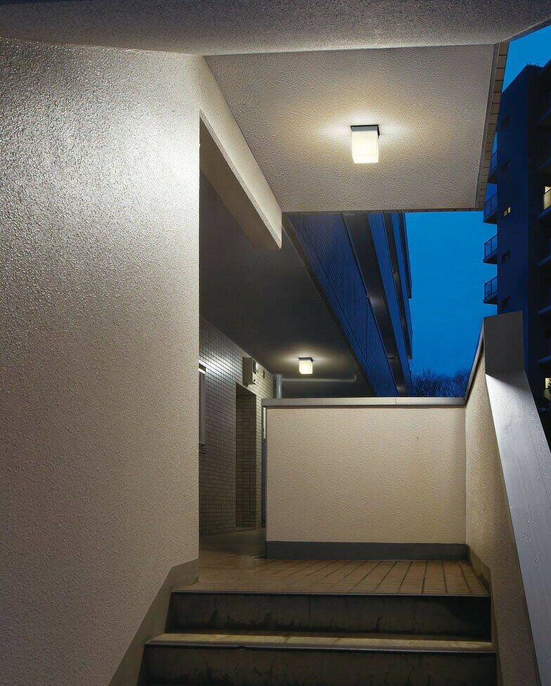 メーカー希望小売価格はメーカーカタログに基づいて掲載しています