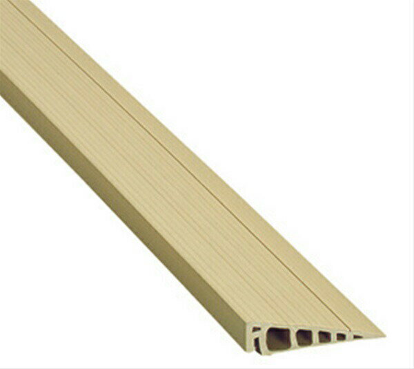 【5のつく日 5%OFFクーポン】【法人様・個人事業主様限定】【メーカー直送】段差モール 1本入り ケーブ..