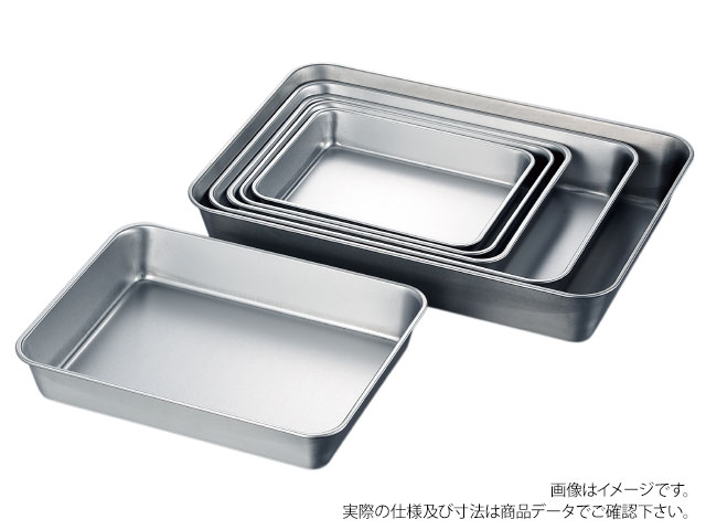 サイズ：長さ187×幅142×高さ30mm、(底寸法)長さ150×幅105mm、板厚0.5mm材質：SUS304(18-8ステンレス)容量：0.6L商品コード00222353メーカー名赤川器物製作所関連商品(バラ)AG18-8角バットツヤ消仕様カ-ド 1点関連商品(小箱)AG18-8角バットツヤ消仕様カ-ド 2点関連商品(ケース)AG18-8角バットツヤ消仕様カ-ド 20点・注意事項：モニターの発色によって色が異なって見える場合がございます。・領収書については、楽天お客様マイページから、商品出荷後にお客様自身で印刷して頂きますようお願い申し上げます。・本店では一つの注文に対して、複数の送り先を指定することができません。お手数おかけしますが、注文を分けていただきます様お願い致します。・支払い方法で前払いを指定されて、支払いまで日数が空く場合、商品が廃番もしくは欠品になる恐れがございます。ご了承ください。・注文が重なった場合、発送予定日が遅れる可能性がございます。ご了承ください。・お急ぎの場合はなるべく支払い方法で前払い以外を選択いただきます様お願い致します。支払い時期によっては希望納期に間に合わない場合がございます。