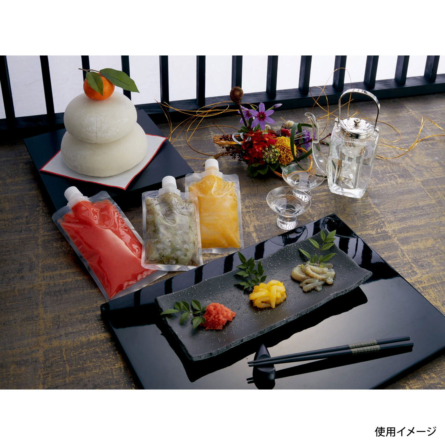 2ピースキャップ付・透明三方袋。ボイル殺菌対応：85℃/30分。冷凍対応：-40℃。ガスバリア性あり。スパウト口径：16φ。サイズ：100×160mm材質：バリアONY15μm/ドライ/LLDPE100μm重量：10.68g容量：100ml商品コード00430829メーカー名カウパックサイズ100×160mm材質バリアONY15μm/ドライ/LLDPE100μm重量10.68g容量100ml関連商品(ケース)規格袋 カウパック DP16-SN0100B 500点・注意事項：モニターの発色によって色が異なって見える場合がございます。・領収書については、楽天お客様マイページから、商品出荷後にお客様自身で印刷して頂きますようお願い申し上げます。・本店では一つの注文に対して、複数の送り先を指定することができません。お手数おかけしますが、注文を分けていただきます様お願い致します。・支払い方法で前払いを指定されて、支払いまで日数が空く場合、商品が廃番もしくは欠品になる恐れがございます。ご了承ください。・注文が重なった場合、発送予定日が遅れる可能性がございます。ご了承ください。・お急ぎの場合はなるべく支払い方法で前払い以外を選択いただきます様お願い致します。支払い時期によっては希望納期に間に合わない場合がございます。
