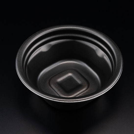 やさしい機能と断熱性で思わずほっこり。惣菜・スープ容器。蓋が嵌めやすいエア抜き穴。貼りやすい底面ラベルスペース。液漏れしにくい内篏合でマイバッグで安心。熱すぎない耐熱PSPで、持っても安心。※蓋は別売り。サイズ：145×145×53mm材質：PSP重量：4.9g商品コード00400720メーカー名リスパックサイズ145×145×53mm材質PSP重量4.90g電子レンジ可種別本体のみ対応蓋（別売）ホット ほっこり 145 TC 耐熱関連商品(バラ)ホット ほっこり 145-50B 黒 50点関連商品(ケース)ホット ほっこり 145-50B 黒 600点・注意事項：モニターの発色によって色が異なって見える場合がございます。・領収書については、楽天お客様マイページから、商品出荷後にお客様自身で印刷して頂きますようお願い申し上げます。・本店では一つの注文に対して、複数の送り先を指定することができません。お手数おかけしますが、注文を分けていただきます様お願い致します。・支払い方法で前払いを指定されて、支払いまで日数が空く場合、商品が廃番もしくは欠品になる恐れがございます。ご了承ください。・注文が重なった場合、発送予定日が遅れる可能性がございます。ご了承ください。・お急ぎの場合はなるべく支払い方法で前払い以外を選択いただきます様お願い致します。支払い時期によっては希望納期に間に合わない場合がございます。