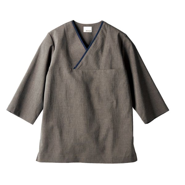 天然色素を用いて環境に配慮したエコ素材「オニベジ」シリーズ。落ち着きのある色と着やすさで、幅広いショップに対応できるプルオーバー。抗菌機能付き。サイズ：3L材質：オニベジポプリン(ポリエステル100%)商品コード00443197メーカー名住商モンブランサイズ3L材質オニベジポプリン(ポリエステル100%)関連商品(ケース)OV6502-8_3Lプルオーバー7分袖グレー/ネイビー3L 1点・注意事項：モニターの発色によって色が異なって見える場合がございます。・領収書については、楽天お客様マイページから、商品出荷後にお客様自身で印刷して頂きますようお願い申し上げます。・本店では一つの注文に対して、複数の送り先を指定することができません。お手数おかけしますが、注文を分けていただきます様お願い致します。・支払い方法で前払いを指定されて、支払いまで日数が空く場合、商品が廃番もしくは欠品になる恐れがございます。ご了承ください。・注文が重なった場合、発送予定日が遅れる可能性がございます。ご了承ください。・お急ぎの場合はなるべく支払い方法で前払い以外を選択いただきます様お願い致します。支払い時期によっては希望納期に間に合わない場合がございます。