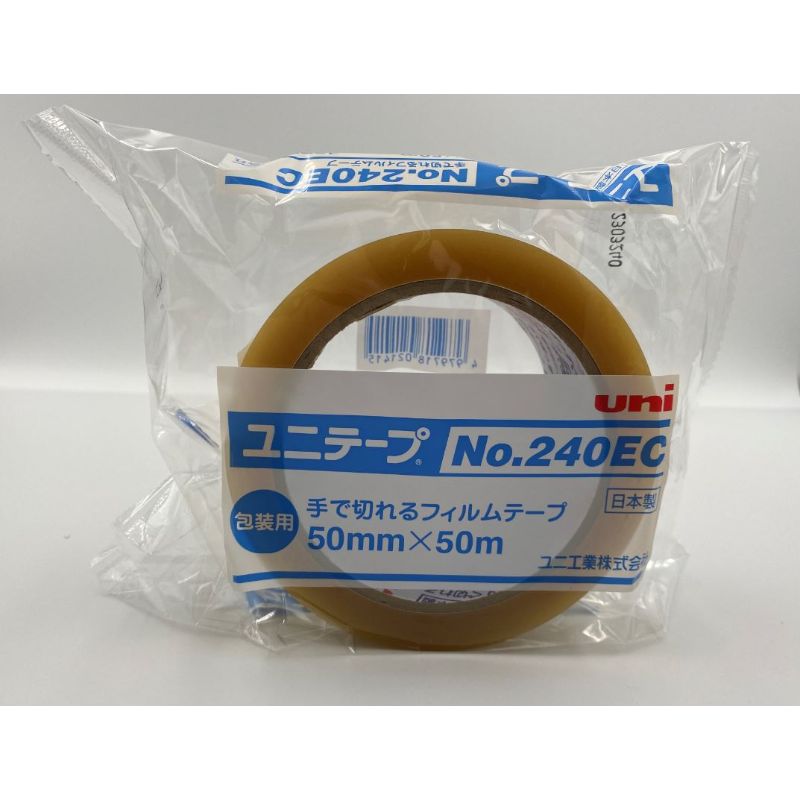 手で切れる日本製のOPPテープです。まっすぐ簡単に手で切れるので作業性が良好、包装後の仕上がりも綺麗です。また、ゴム系粘着剤のため低温適性にも優れます。カッターが使用できない環境、異物混入防止等にも最適。[原産国]日本サイズ：φ105×50mm、[厚み]65μ材質：OPP重量：190g商品コード00745469メーカー名ユニ工業サイズφ105×50mm、[厚み]65μ材質OPP重量190.00g関連商品(ケース)ユニテープNo.240EC 50mm×50m 透明 50点・注意事項：モニターの発色によって色が異なって見える場合がございます。・領収書については、楽天お客様マイページから、商品出荷後にお客様自身で印刷して頂きますようお願い申し上げます。・本店では一つの注文に対して、複数の送り先を指定することができません。お手数おかけしますが、注文を分けていただきます様お願い致します。・支払い方法で前払いを指定されて、支払いまで日数が空く場合、商品が廃番もしくは欠品になる恐れがございます。ご了承ください。・注文が重なった場合、発送予定日が遅れる可能性がございます。ご了承ください。・お急ぎの場合はなるべく支払い方法で前払い以外を選択いただきます様お願い致します。支払い時期によっては希望納期に間に合わない場合がございます。