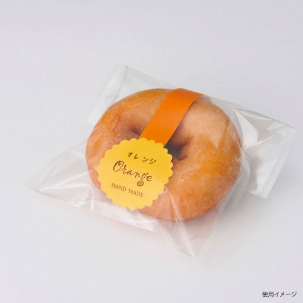 カマス貼りと呼ばれる平袋タイプのポリ袋で、主に焼菓子などの包装に使用されます。耐湿性の高いフィルムでお菓子を保護。脱酸素剤との併用で、鮮度保持が可能です。ヒートシーラーによるシール留めが可能です。開封用のVノッチ(切り込み)あり。食品衛生法規格基準適合商品です。※必ず実装試験を行ってからご利用ください。[乾燥剤]使用可。[脱酸素材]使用可。[入数]100枚。サイズ：[外寸]厚0.055×幅150×高180mm、[有効幅]約140mm材質：KOPP20/PE15/LLDPE20重量：2.778g商品コード00370596メーカー名HEIKO（シモジマ）サイズ[外寸]厚0.055×幅150×高180mm、[有効幅]約140mm材質KOPP20/PE15/LLDPE20重量2.78g関連商品(バラ)スウィートパック K 15×18 バラ出荷 100点・注意事項：モニターの発色によって色が異なって見える場合がございます。・領収書については、楽天お客様マイページから、商品出荷後にお客様自身で印刷して頂きますようお願い申し上げます。・本店では一つの注文に対して、複数の送り先を指定することができません。お手数おかけしますが、注文を分けていただきます様お願い致します。・支払い方法で前払いを指定されて、支払いまで日数が空く場合、商品が廃番もしくは欠品になる恐れがございます。ご了承ください。・注文が重なった場合、発送予定日が遅れる可能性がございます。ご了承ください。・お急ぎの場合はなるべく支払い方法で前払い以外を選択いただきます様お願い致します。支払い時期によっては希望納期に間に合わない場合がございます。