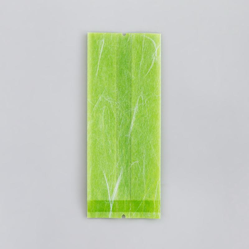 和洋菓子に使用できる袋です。バリアONYにLLDPEをラミネートしていますので、耐ピンホール性に優れています。ガスガリア性に優れています。脱酸素剤対応可能です。レーヨン雲龍紙の風合いが高級感を演出します。ノッチ加工がされています。サイズ：巾100(仕上巾55)×マチ45×長さ140mm材質：紙、ONY、LLDPE重量：2.3g品番：0806511原産国：日本商品コード00756879メーカー名福助工業サイズ巾100(仕上巾55)×マチ45×長さ140mm材質紙、ONY、LLDPE重量2.30g種別本体のみ関連商品(ケース)合掌ガゼット袋 GUレーヨンタイプ No.10A1若草 4000枚・注意事項：モニターの発色によって色が異なって見える場合がございます。・領収書については、楽天お客様マイページから、商品出荷後にお客様自身で印刷して頂きますようお願い申し上げます。・本店では一つの注文に対して、複数の送り先を指定することができません。お手数おかけしますが、注文を分けていただきます様お願い致します。・支払い方法で前払いを指定されて、支払いまで日数が空く場合、商品が廃番もしくは欠品になる恐れがございます。ご了承ください。・注文が重なった場合、発送予定日が遅れる可能性がございます。ご了承ください。・お急ぎの場合はなるべく支払い方法で前払い以外を選択いただきます様お願い致します。支払い時期によっては希望納期に間に合わない場合がございます。