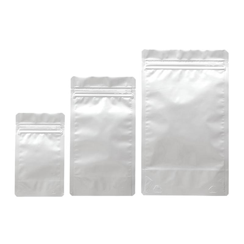 PET/AL/PEのチャック付ラミネート袋。易カットミシン目加工(ハの字カット)は簡単に開封することができます。アルミ箔にはミシン目が入っていませんので防湿性やバリア性に優れています。ハサミいらずのチャック付スタンドパックは農産加工品、海産加工品、健康食品、お茶などの嗜好品、日用雑貨品、文房具など幅広くご利用いただけます。スタンドパックなので店頭ディスプレイ効果は抜群。安全な4角完全R加工、チャックは何度使用しても開けやすく、閉めやすい。6mmベタシール。日本製。※食品衛生法の容器包装規格(平成18年厚生労働省告示第201号)試験に適合しています。サイズ：チャック上35＋チャック下230×袋巾160mm ガゼット47mm材質：PET、アルミ、PE重量：12g品番：43406備考：※食品衛生法の容器包装規格(平成18年厚生労働省告示第201号)試験に適合しています。重量：12サイズ：チャック上35＋チャック下230×袋巾160mm ガゼット47mm／材質:PET12/AL7/PE80商品コード00768880メーカー名生産日本社サイズチャック上35＋チャック下230×袋巾160mm ガゼット47mm材質PET、アルミ、PE重量12.00g関連商品(ケース)ラミジップ MA-16 800点・注意事項：モニターの発色によって色が異なって見える場合がございます。・領収書については、楽天お客様マイページから、商品出荷後にお客様自身で印刷して頂きますようお願い申し上げます。・本店では一つの注文に対して、複数の送り先を指定することができません。お手数おかけしますが、注文を分けていただきます様お願い致します。・支払い方法で前払いを指定されて、支払いまで日数が空く場合、商品が廃番もしくは欠品になる恐れがございます。ご了承ください。・注文が重なった場合、発送予定日が遅れる可能性がございます。ご了承ください。・お急ぎの場合はなるべく支払い方法で前払い以外を選択いただきます様お願い致します。支払い時期によっては希望納期に間に合わない場合がございます。