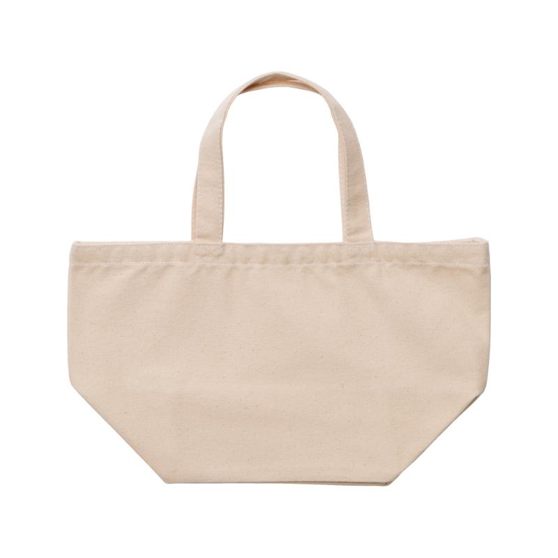 キャンバス生地のため、しっかりとした頑丈な生地が特徴のトートBAG。プレゼントやオリジナルグッズを作るには最適。材質：綿100％原産国／製造国：中国商品コード00816178メーカー名United Athle材質綿100％関連商品(ケース)ヘヴィー キャンバス ランチバッグ ナチュラル 1点・注意事項：モニターの発色によって色が異なって見える場合がございます。・領収書については、楽天お客様マイページから、商品出荷後にお客様自身で印刷して頂きますようお願い申し上げます。・本店では一つの注文に対して、複数の送り先を指定することができません。お手数おかけしますが、注文を分けていただきます様お願い致します。・支払い方法で前払いを指定されて、支払いまで日数が空く場合、商品が廃番もしくは欠品になる恐れがございます。ご了承ください。・注文が重なった場合、発送予定日が遅れる可能性がございます。ご了承ください。・お急ぎの場合はなるべく支払い方法で前払い以外を選択いただきます様お願い致します。支払い時期によっては希望納期に間に合わない場合がございます。