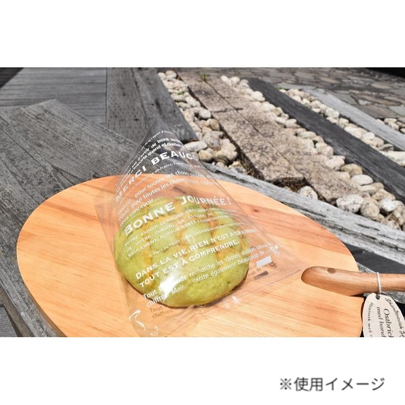 パン用個包装袋です。PP袋は柔らかさとハリが適度にある透明感の高いフィルムです。こちらはソレイユ定番のメルシー柄です。サイズ：180×150mm材質：PP品番：11206商品コード00825101メーカー名パケドゥソレイユサイズ180×150mm材質PP種別本体のみ関連商品(バラ)PPパン個袋 S メルシー 100点関連商品(ケース)PPパン個袋 S メルシー 7500点・注意事項：モニターの発色によって色が異なって見える場合がございます。・領収書については、楽天お客様マイページから、商品出荷後にお客様自身で印刷して頂きますようお願い申し上げます。・本店では一つの注文に対して、複数の送り先を指定することができません。お手数おかけしますが、注文を分けていただきます様お願い致します。・支払い方法で前払いを指定されて、支払いまで日数が空く場合、商品が廃番もしくは欠品になる恐れがございます。ご了承ください。・注文が重なった場合、発送予定日が遅れる可能性がございます。ご了承ください。・お急ぎの場合はなるべく支払い方法で前払い以外を選択いただきます様お願い致します。支払い時期によっては希望納期に間に合わない場合がございます。