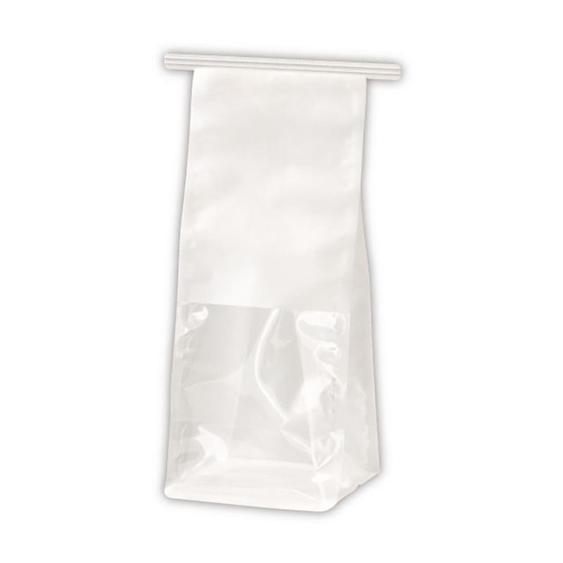 袋下半分が大きな窓になっている晒クラフト紙製の無地角底袋です。前面・両側面の3面が透明の窓になっているので、中の商品を活かした魅せるラッピングに。ワイヤー入りの袋口を折り返して止めるだけで簡単にナチュラルなラッピングが完成。お店のシールやスタンプをあしらうと、オリジナル感がアップ。底横マチが広いので商品がたっぷり入ります。食品非対応ですので、食品を入れる際は別途個包装してください。上部ワイヤー付。ワイヤーの先端でケガをしないようご注意ください。サイズ：W100×D90×H240mm、[ワイヤー長さ]135mm、[厚み]晒クラフト紙50g/平方メートル＋CPP0.1mm材質：晒クラフト紙、CPP重量：272gマチ形状：横底マチ商品コード00829906メーカー名ヘッズサイズW100×D90×H240mm、[ワイヤー長さ]135mm、[厚み]晒クラフト紙50g/平方メートル＋CPP0.1mm材質晒クラフト紙、CPP重量272.00g・注意事項：モニターの発色によって色が異なって見える場合がございます。・領収書については、楽天お客様マイページから、商品出荷後にお客様自身で印刷して頂きますようお願い申し上げます。・本店では一つの注文に対して、複数の送り先を指定することができません。お手数おかけしますが、注文を分けていただきます様お願い致します。・支払い方法で前払いを指定されて、支払いまで日数が空く場合、商品が廃番もしくは欠品になる恐れがございます。ご了承ください。・注文が重なった場合、発送予定日が遅れる可能性がございます。ご了承ください。・お急ぎの場合はなるべく支払い方法で前払い以外を選択いただきます様お願い致します。支払い時期によっては希望納期に間に合わない場合がございます。