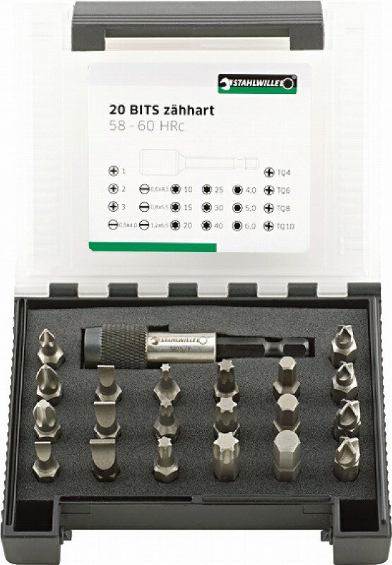 ●サイズ(mm)：W82×L100×H32 ●質量(g)：181 ●入数(点)：21 ●電動工具との組み合わせに最適なホルダー付のビットセット。 ●ビットホルダーはマグネット式。 ●ケース付き。 セット内容/付属品：ビットホルダー プラスビット：#1・2・3 マイナスビット：0.5×3.0・0.6×4.5・0.8×5.5・1.2×6.5mm ヘクスローブビット：T10・15・20・25・30・40 六角ビット：4・5・6mm TORQ-SETビット：4・6・8・10mm ※エクストラセール品は数量に限りがあります。 万が一品切れの際はご容赦ください。 他のエクストラセールアイテムはこちら イグニッションスパナ（12シリーズ） ミニコンビネーション（16シリーズ） メガネレンチ（ストレート） メガネレンチ（75°オフセット） ロングメガネレンチ（15°オフセット） メガネレンチ（10°オフセット） へクスローブメガネレンチ ロングコンビネーション（14シリーズ） コンビネーションレンチ（13シリーズ） 両口スパナ（10シリーズ） ソケットシリーズ ビットソケットシリーズ ツールボックス その他のツール●1862年「STAHLWILLE」ブランドは鍛造スチールの製造に始まり、1950年代半ばの時点で、ハンドツールの商品点数は3,000種類を越え、工場、自動車、航空機分野をメインとした市場で評価されています。 ●スパナ類のクオリティーには絶対の自信を持ち、その形状は人間工学に基づき、剛性面で意味を持たない贅肉を極限まで削ぎ落とした結果、スパナ類のボディー断面はI型構造となり軽量化を実現しています。 また表面のクロームメッキは梨地仕上げで、油が付着しても滑りにくく、さらにスタビレー社のメッキは剥がれにくいことでも知られており、航空機整備分野では特に高い評価を得ています。 飾らない合理的なスタイルはまさに質実剛健と呼ぶにふさわしいブランドです。