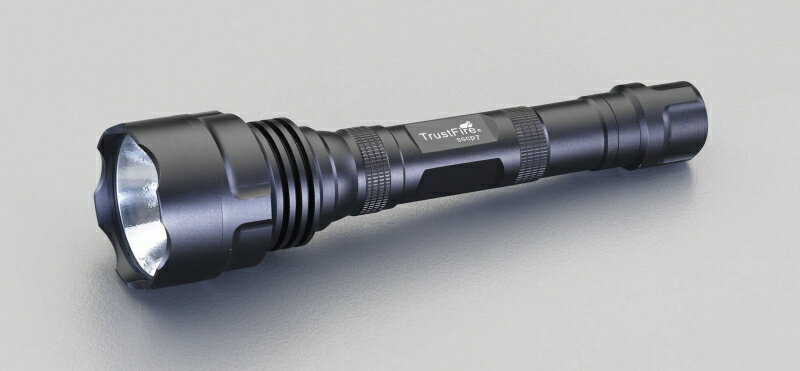 UltimateFireLEDライト【900ルーメン】