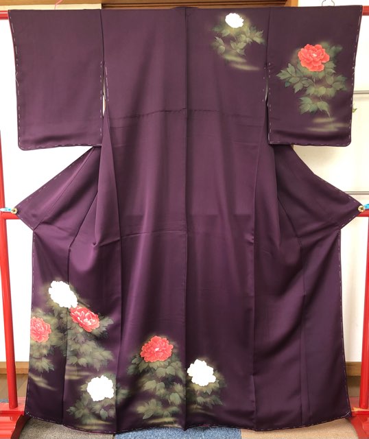 【中古】紫地 ぼたん柄付下