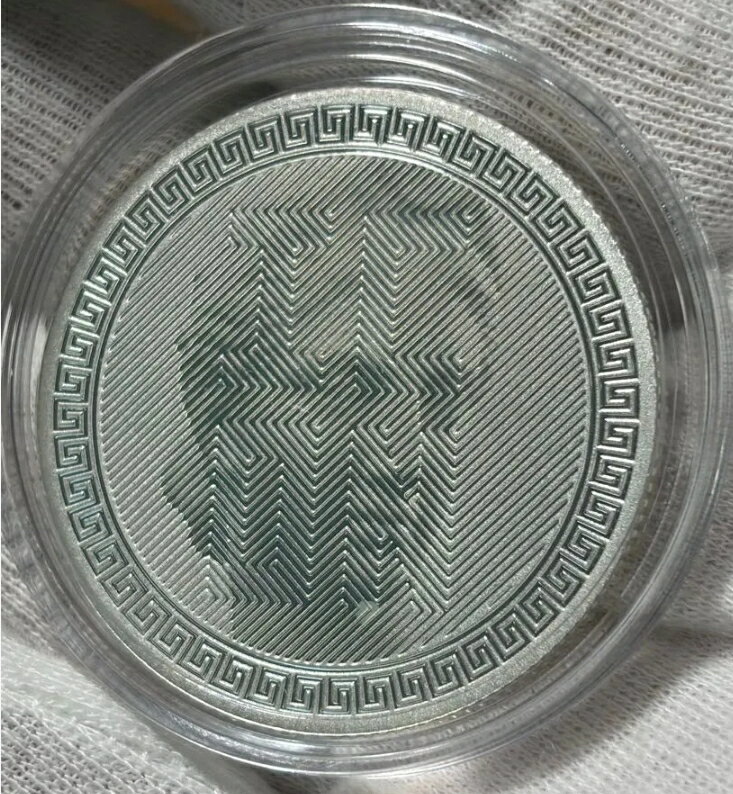 Rakuten - 2020年 イギリス アイコン ダイアナ エリザベス女王 1オンス シルバー 銀貨 純銀コイン 銀 記念コイン ダイアナ銀貨 純銀99.99％ 31.1g コインカプセル入り 本物保証
