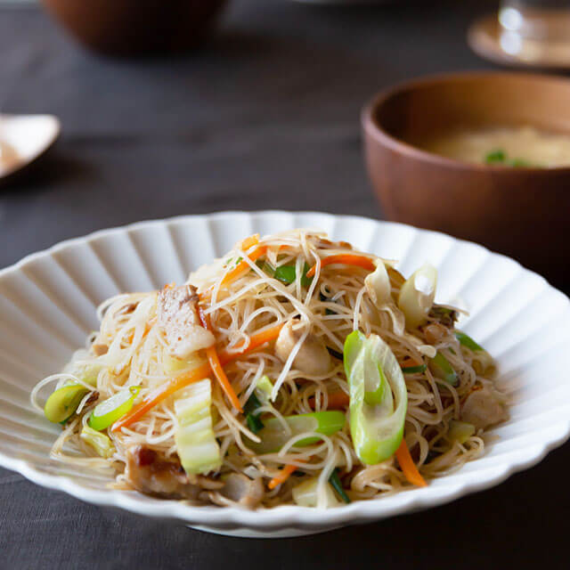 【2/25までポイント5倍】ケンミン お米100％ビーフン 150g 2