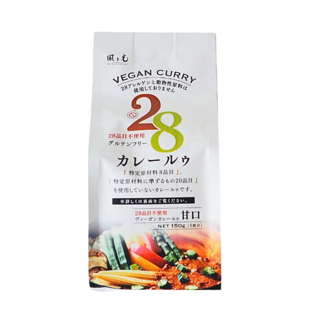 「特定原材料8品目」、「特定原材料に準ずるもの20品目」を使用していないカレールゥです。 フェンネル、クミン、ディル、キャラウェイ、アニス、コリアンダー、フェネグリーク、チリペッパー、セージはカレーの風味を出す為には重要なスパイスですが、これらを食べられない方にも召し上がって頂きたいという思いから研究を重ね、9つのスパイスと小麦粉を含めた28のアレルゲンを使用しないカレールゥ作りに成功しました。どなたにも楽しんで頂けるオール植物性の28品目不使用ヴィーガンカレールゥを是非ご賞味ください。 ■名称:カレールゥ ■原材料名:パーム油(国内製造)、米粉、ポテトフレーク、でん粉、食塩、粗糖、オニオンパウダー、トマトペースト、カレー粉、酵母エキス、黒糖(国産)、人参パウダー、うこんぺースト、にんにくペースト、ジンジャーペースト、昆布パウダー、しいたけパウダー ※本製造工場では、小麦、大豆、豚肉、りんご、バナナを含む製品を製造しています。 ■内容量:150g(5皿分) ■賞味期限:商品パッケージに記載 ■保存方法:直射日光・高温多湿を避け、なるべく涼しい場所で保存してください。 ■販売者:株式会社風と光（横浜市神奈川区鶴屋町2-21-1） ■製造所:井上スパイス工業株式会社（埼玉県上尾市上野491-1） ■栄養成分表示（1皿30gあたり） エネルギー：142kcal　たんぱく質：1.1g　脂質：8.8g　炭水化物：14.7g　食塩相当量：2.4g　 ※具材・ごはんは含みません。 ■配送形態:常温 ※常温便・冷蔵便・冷凍便、複数ご注文の場合、品質上問題のないものは、冷蔵便、冷凍便の商品を優先に同一梱包にさせて頂きます。 ■使用上の注意 ※保存料を使用していないカレールゥのため、開封後は冷蔵庫で保管し、 3ヶ月以内にお召し上がりください。 ■その他の情報 ※在庫切れの場合は、お届けまでにお時間をいただくことがあります。 ※商品パッケージや仕様は予告なく変更になる場合がございます。食品表示情報につきましては、お手元に届きました商品の食品表示を必ずご確認いただきますようお願いします。 ■基本レシピ（5皿分） 【材料】 ・本品カレールゥ…1袋 (150g) ・じゃがいも…中2個 ・にんじん…中2本 ・玉ねぎ…中2個 ・植物油…大さじ2 ・水…900ml 【作り方】 1.鍋に油を熱し、玉ねぎ・じゃがいも・にんじんの乱切り・お好みの野菜をよく炒め、水を加えて中火で煮込みます。 2.材料が柔らかくなりましたら、一旦火を止め、本品を入れてよく溶かし込んでください。 3.ふたたび弱火でしばらく煮込みますと、とろりとしたカレーが出来上がります。 ■変更履歴 2026.4.1 商品パッケージが変更しました。　