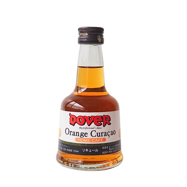 品　　　　　　名 《ドーバー酒造》オレンジキュラソー【100ml】 商　品　特　徴 乾燥オレンジピール(ビターオレンジ、スイートオレンジ)、オレンジフラワーの3種をブランデーに浸漬して造られる、甘いオレンジの香り豊かな琥珀のリキュール。洋菓子の無限のおいしさに役立ちます。 原　材　料　名 オレンジキュラソー原酒、酒精、グラニュー糖、香料 内　　容　　量 100ml 保　存　方　法 直射日光、高温多湿を避けて冷暗所にて保管してください。 7大アレルゲン なし ※7大アレルゲン：卵、乳、落花生、そば、小麦、えび、かにを表記しています。 製　　造　　者 ドーバー酒造株式会社 配　送　方　法