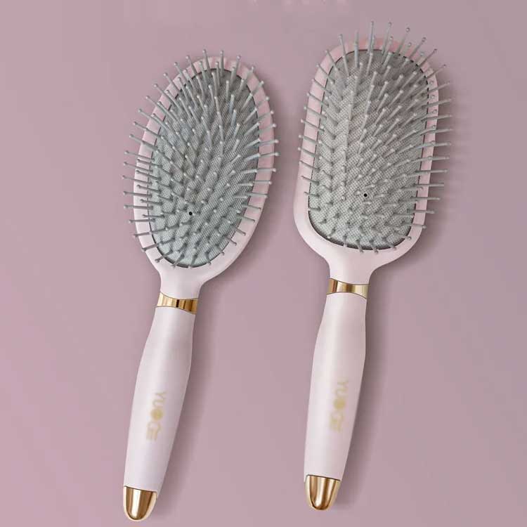 パドルブラシ ヘアブラシ クッションブラシ レディース くし サラサラ 髪 優しい マッサージ ヘアケア ..