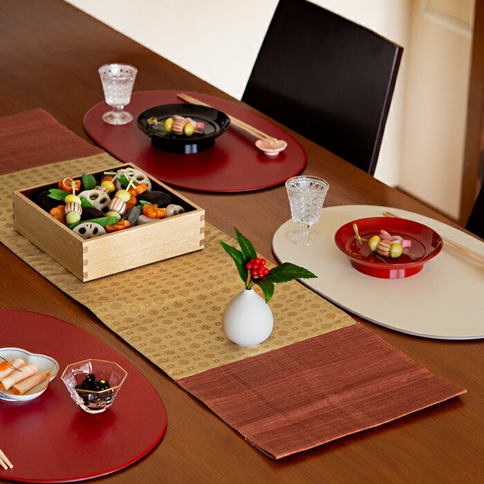 バンイノウエ 華わび裂ラナー テーブルランナー さび朱 / BAN INOUE / テーブルランナー テーブルセンター お正月 お祝い 麻 名物裂 手織り 高級 和モダン 日本製