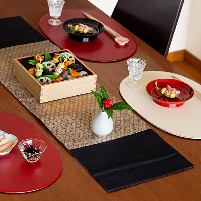 BAN INOUE　華わび裂ラナー　テーブルランナー 　黒　/　BAN INOUE テーブルランナー テーブルセンター お正月 お祝い 麻 名物裂 手織り 高級 和モダン 日本製