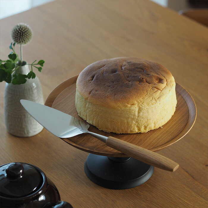 サンク　ビョークルン　ケーキサーバー　三角　オーク　/　CINQ　/　天然木 オーク ノルウェー製 北欧デザイン 片刃 ホールケーキ ピザ ケーキの取り分け キッチン雑貨 シンプル おしゃれ プレゼント ギフト