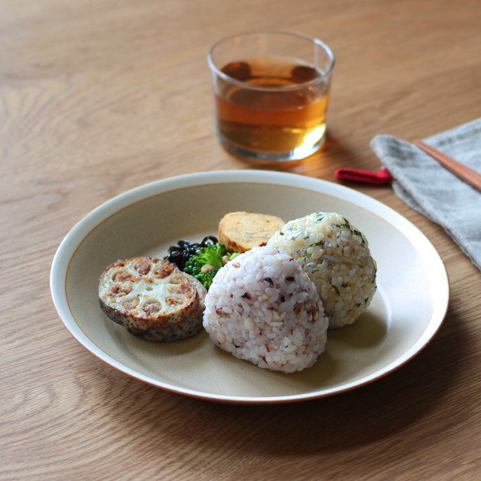 yumiko　iihoshi　porcelain　×　木村硝子店　dishes　220　plate　sand　beige　matte　/　ディシィーズ　サンドベージュ　マット イイホシ ギフト レンジ可 食洗機可