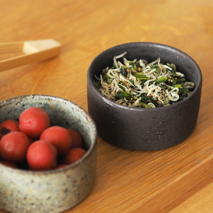 飯高幸作　蓋物　黒　/　蓋もの 蓋付きポット 保存容器 笠間焼 和食器 飯高幸作 作家もの ギフト プレゼント 日本製