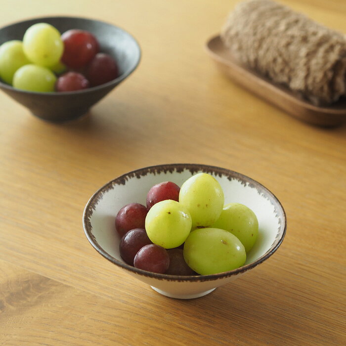 飯高幸作　小鉢　白フチ茶 　/　 kousha ceramic works　/　小鉢 ボウル 小付鉢 取り鉢 副菜 フルーツ 笠間焼 和食器 飯高幸作 作家もの ギフト プレゼント 日本製 prokitchen-10021694 プロキッチン サンプル画像3
