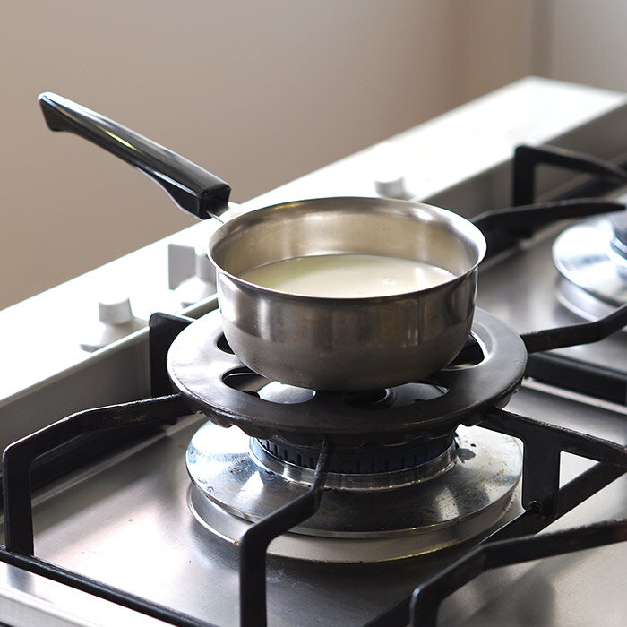 ちいさな五徳 ガスコンロ用 黒 / 小さな五徳 五徳補助器具 小さなお鍋専用 ミルクパン バターウォーマー ドリップケトル 便利グッズ 耐熱セラミックス 食洗機対応