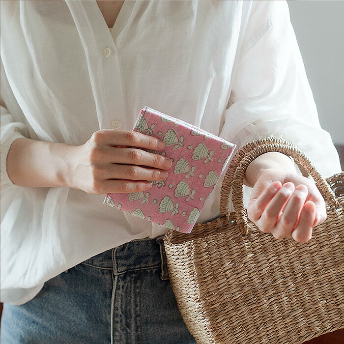 ピープルツリー　ブロックプリント　ハンカチ　フラワー・ピンク　/　People　Tree【10点までネコポス可】　/　PeopleTree フェアトレード オーガニックコットン ハンカチ お弁当包み