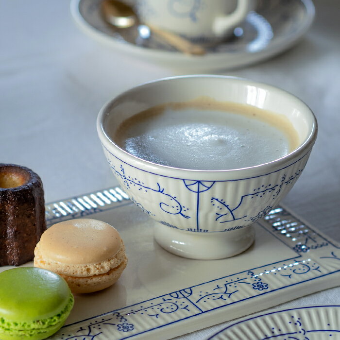 ロイヤルボッホ コペンハーゲン カフェオレボウル 11cm / ROYAL BOCH Copenhague　/　 食器 皿 青 陶磁器 唐草 おし…