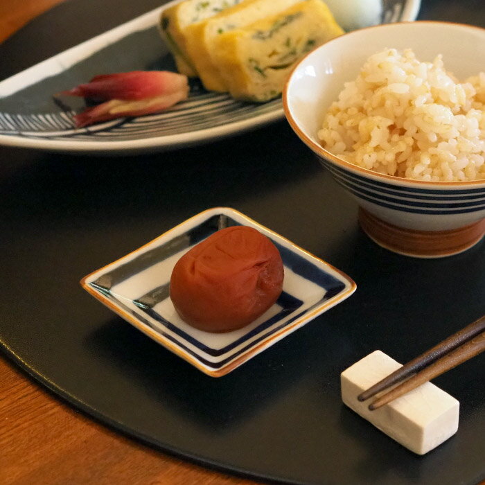 Rakuten - 副千製陶所 濃線紋 角豆皿 / 四角い豆皿 小皿 薬味皿 箸置き 醤油皿 肥前吉田焼 和食器 ギフト 西海陶器 ソエセン製陶所 そえせん製陶所 糖質オフ SAIKAI
