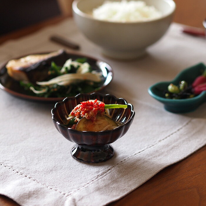 トウジキトンヤ　ぎやまん　高台珍味　漆　/　TOJIKI　TONYA　/　美濃焼 和食器 磁器 日本製 ギフト 贈り物 引き出物