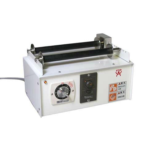 ●標準型ポットミル架台です。●ローラー寸法：直径22×長さ235mm●ローラー回転数：50Hz／30〜450rpm、60Hz／30〜550rpn（無負荷状態）●外形寸法：幅340×奥行210×高さ210mm●本体重量：約4kg●入力電源：100V●事業者向け商品です。リニューアルに伴い、パッケージ・内容等予告なく変更する場合がございます。予めご了承ください。広告文責：楽天グループ株式会社050-5212-8316