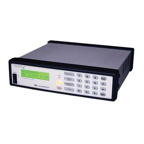 ●広範囲測定レンジ　0.04Hz〜200kHz、入力周波数0.04Hz〜200kHzの広範囲速度計測、速度出力(F／Vモード)のフルスケールと偏差出力(Fモード)の中心周波数は1Hz単位、rpm表示の場合1rpm単位で設定可能。●偏差出力機能(Fモード)、測定レンジの広いF／V変換機能のほか、偏差出力機能も装備、任意設定の中心周波数に対し、0.5％・1％・2％・5％・10％・20％・50％・100％フルスケールの測定レンジで±10V(±5V)出力可能。●Hz、rpm表示、Hzとrpmで任意に選べます。rpm表示では、1回転あたりのパルス数を入力すると自動でrpm換算します。●各種入力信号対応、ロジック信号、ゼロクロス信号、NPNオープンコレクタ、ラインドライバに対応。●ロータリエンコーダ、回転センサ、電磁ピックアップ、モータコントローラなどの様々なパルス信号を直接入力できます。●キーロック、キーロックをかけることで、誤操作などによる設定の変更を防止できるので、耐久試験などの際に安心してお使いいただくことができます。●高分解能・高速応答5マイクロs(max)、入力分解能6.25ns(160MHz相当)、出力部には16bitD／Aコンバータ採用、演算速度は3マイクロs以内、パルス入力から、アイソレーション、速度演算、D／A変換、アナログ出力までの全ての時間を合計しても5マイクロs以内の高速応答。●測定方式：ぺリオマチック方式（周期計測方式）●(入力部)●入力点数：1点●入力周波数範囲：0.04Hz-200kHz●測定分解能：6.25ns（160MHz）●入力信号：オープンコレクタ、ロジック、ゼロクロス（AC）、ラインドライバ●入力結合：DC／AC●ローパスフィルタ：無し／15kHz（-3dB,6dB／oct）／1.5kHz（-3dB,6dB／oct）●センサ電源：+5V（150mA最大）／+12V（120mA最大）●表示器：16×2文字ドットキャラクタLCD（LEDバックライト照光）●(演算部)●測定モード：F／V（速度出力）／ΔF（偏差出力）●演算時間：3マイクロs以下●パルス移動平均：1-32●パルス分周：1-64（ソフトウェア分周）●オートゼロ：5段階（ダイナミック予測TM）●(アナログ出力部)●出力点数：1点、（1）F／Vモード、周波数設定範囲：1Hz-200kHz、出力電圧レンジ：0-10V／0-5V／1-5V、（2）ΔF（偏差出力）モード、周波数設定範囲：1Hz-100kHz、出力電圧レンジ：±10V／±5V●ΔF測定レンジ：±0.5％／±1％／±2％／±5％／±10％／±20％／±50％／±100％●出力分解能：16bit●キャリブレーション出力付き●出力応答時間：5マイクロs以下（出力90％応答）●出力精度：±0.1％フルスケール以下＠23度（F／Vモード、出力電圧レンジ0-10V）●(一般事項)●電源入力：AC85V-250V（50Hz／60Hz）●アイソレーション：センサ電源・信号入力／アナログ出力／電源入力／筐体●外形寸法：218（W）×218（D）×：57（H）mm（突起物含む）●質量：約1.8kg●使用温湿度範囲：0度-+40度／.85％RH以下（ただし、結露無き事）●測定方式：ぺリオマチック方式（周期計測方式）●(入力部)●入力点数：1点●入力周波数範囲：0.04Hz-200kHz●測定分解能：6.25ns（160MHz）●入力信号：オープンコレクタ、ロジック、ゼロクロス（AC）、ラインドライバ●入力結合：DC／AC●ローパスフィルタ：無し／15kHz（-3dB,6dB／oct）／1.5kHz（-3dB,6dB／oct）●センサ電源：+5V（150mA最大）／+12V（120mA最大）●表示器：16×2文字ドットキャラクタLCD（LEDバックライト照光）●(演算部)●測定モード：F／V（速度出力）／F（偏差出力）●演算時間：3マイクロs以下●パルス移動平均：1-32●パルス分周：1-64（ソフトウェア分周）●オートゼロ：5段階（ダイナミック予測TM）●(アナログ出力部)●出力点数：1点、（1）F／Vモード、周波数設定範囲：1Hz-200kHz、出力電圧レンジ：0-10V／0-5V／1-5V、（2）F（偏差出力）モード、周波数設定範囲：1Hz-100kHz、出力電圧レンジ：±10V／±5V●F測定レンジ：±0.5％／±1％／±2％／±5％／±10％／±20％／±50％／±100％●出力分解能：16bit●キャリブレーション出力付き●出力応答時間：5マイクロs以下（出力90％応答）●出力精度：±0.1％フルスケール以下＠23度（F／Vモード、出力電圧レンジ0-10V）●(一般事項)●電源入力：AC85V-250V（50Hz／60Hz）●アイソレーション：センサ電源・信号入力／アナログ出力／電源入力／筐体●外形寸法：218（W）×218（D）×：57（H）mm（突起物含む）●質量：約1.8kg●使用温湿度範囲：0度〜+40度／.85％RH以下（ただし、結露無き事）●事業者向け商品です。●リニューアルに伴い、パッケージ・内容等予告なく変更する場合がございます。予めご了承ください。広告文責：楽天グループ株式会社●050-5212-8316