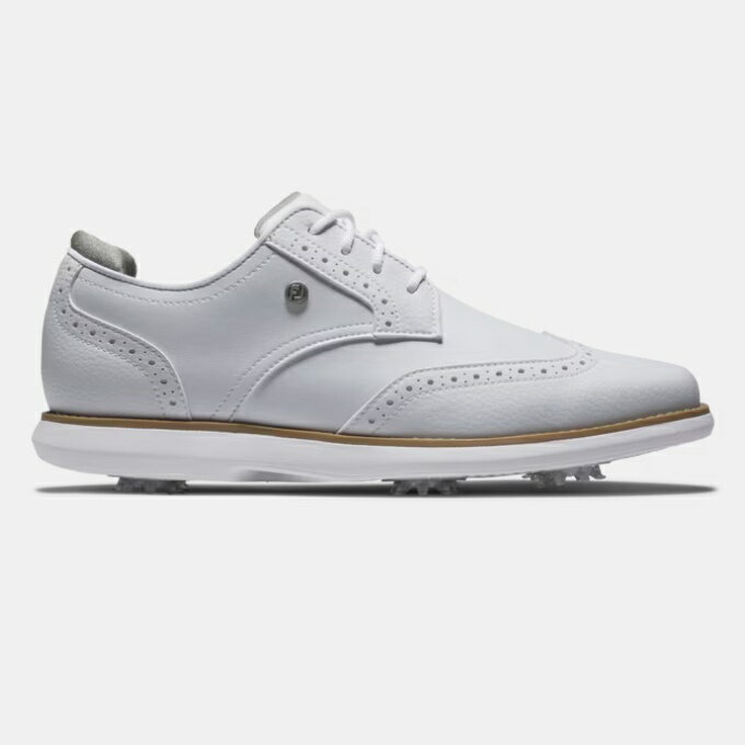 FootJoy Traditions Wing Tip Women’s Golf Shoes カラー：White サイズ(USサイズ):5.0(22.0cm) 5.5(22.5cm) 6.0(23.0cm) 6.5(23.5cm) 7.0(24.0cm) 7.5(24.5cm) 8.0(25.0cm) 8.5(25.5cm) 9.0(26.0cm) 幅:M(Medium) W(Wide) USモデル ※輸入品のため外箱にダメージがある場合がございます 【メーカー在庫について】 メーカーの在庫は常に変動しています、サイズ、靴幅によってはメーカーの在庫がなくなっている場合がございますので、ご心配な方はご注文前にお問い合わせください ※海外取寄せ商品の納期は納品までに時間がかかります(商品ページ参照)