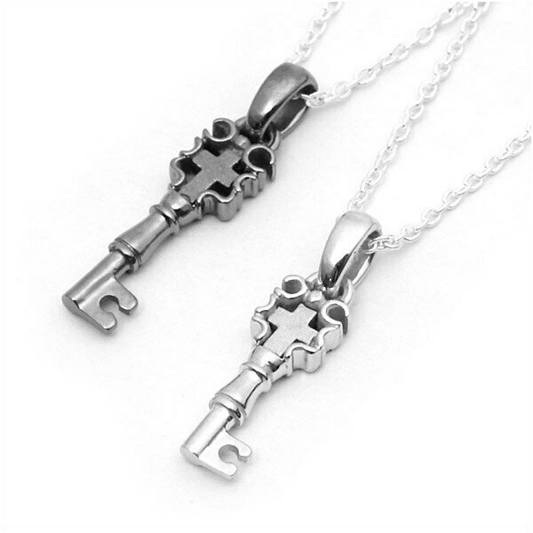 ペアネックレス シルバー925 クロス キー モチーフ ペンダント 2本セット/ペア割引/SV925/プレゼント/ギフト/鍵/十字架/モチーフ/メンズ/レディス...