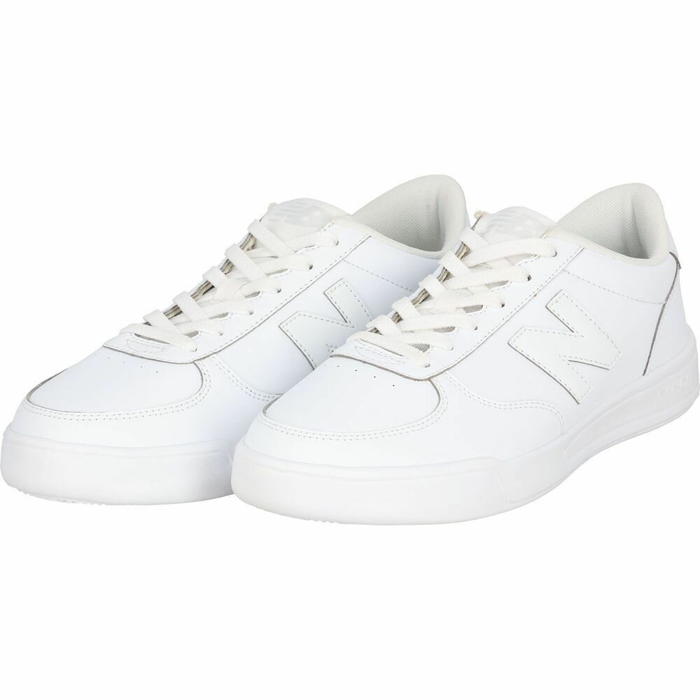 TRIPLEWHITE(-) メーカー希望小売価格はメーカーカタログに基づいて掲載しています。 軽量でクッション性に優れたDYNASOFTソールが、快適なライド感を提供する「CT30」。ニューバランスのクラシカルなコートスタイルを、オールシンセティックレザーアッパーでクリーンに仕上げました。手頃なプライスのもと、ペアでコーディネートを楽しめるユニセックスサイズで展開します。 商品説明 素材・材質：アッパー/人工皮革、アウトソール/合成底原産国：インドネシア仕様：Width/D ニューバランス NEW BALANCE マルチSP シューズ マルチSPシューズ CT30