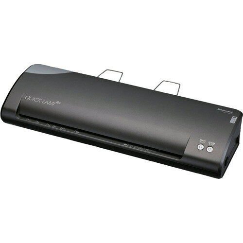 ●本体寸法：W454xD150(245)xH78mm※ ( )はワイヤータイプトレーを含む●本体重量：2.7kg●電源：AC100V（50／60Hz）●消費電力：1400W（50／60Hz） ウォームアップ時の最大値●最大ラミネート幅：340mm（最小は名刺サイズ）●最大ラミネート厚：0.6mm（フィルムと原稿を合わせた厚み）●ラミネート速度：398・478mm／分（50・60Hz）●最適な温度設定が可能な周波数自動検知付き●ローラーフリー機能付き●30分自動休止機能付き●フィルム巻き込み防止構造を搭載したクイックラミの4本ローラー機です。●ウォームアップ時間40秒、A4加工速度45秒で素早くラミネートができます。●100μm・150μmフィルム対応です。 ※150μmは薄紙のみ●ワイヤータイプトレー付きです。●起動してすぐにラミネート加工したい方に。リニューアルに伴い、パッケージ・内容等予告なく変更する場合がございます。予めご了承ください。広告文責：楽天グループ株式会社050-5212-8316