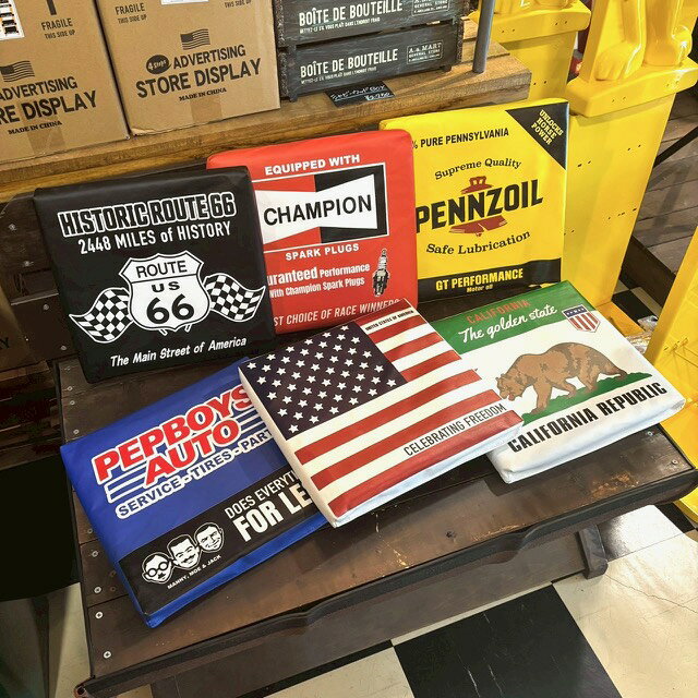  STADIUMCUSHION スタジアムクッション ROUTE66 ルート66 CALIFORNIABEAR USFLAG 星条旗 LUBRICATION PENNZOIL CHAMPION PEPBOY USカラー ガレージ アウトドア 野球観戦 ピクニック レジャー デスクワーク 車席シート
