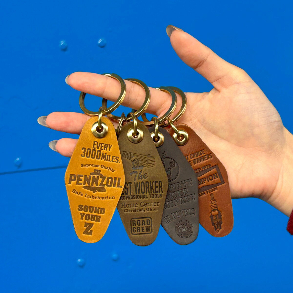  リアルレザー レトロ 古き良きアメリカ FEPC レディキロワット BESTWORKER PLUG CHAMPION LUBRICATION PENNZOIL アメ雑 アメカジ レザー 真鍮 キーリング キーホルダーメンズ人気