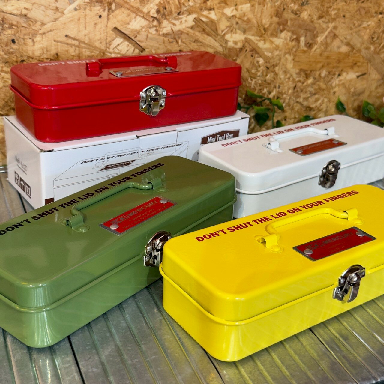 マーキュリー Mercury ミニツールボックス 小物入れ 工具入れ 道具入れ ペンケース 救急箱 缶 縦長 取っ手 6色 マットブラック ホワイト カーキ レッド イエロー おしゃれ 無骨